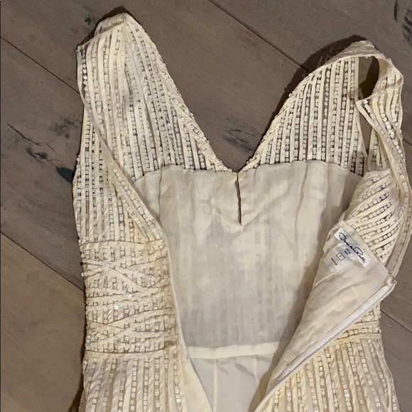 Rare Oscar de la Renta gown - Picture 10 of 16